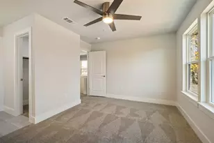 107 Wilkes St, Smithville, TX 78957 - Photo 24