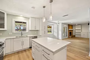 908 Hollybluff St, Austin, TX 78753 - Photo 8