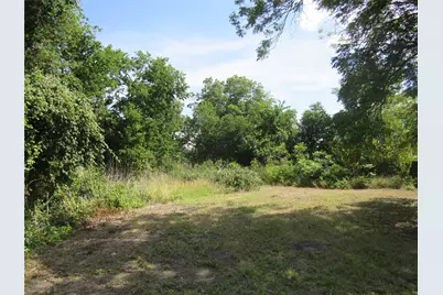 748 W Elm Street, Bartlett, TX 76511 - Photo 4