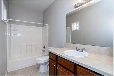 2115 E 18th Street #B, Austin, TX 78702 - Photo 12