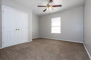 2115 E 18th St, Austin, TX 78702 - Photo 14