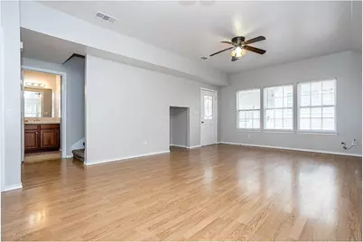 2115 E 18th Street #B, Austin, TX 78702 - Photo 6