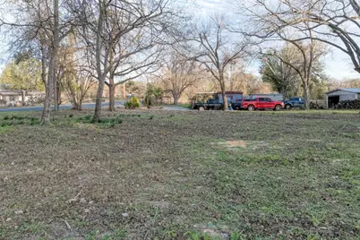 Lot 1 E Alamo Street, Elgin, TX 78621 - Photo 2