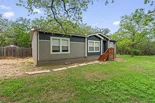 137 Scarlet Harts Ln, Dale, TX 78616 - Photo 2
