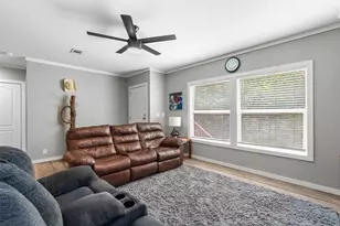 137 Scarlet Harts Ln, Dale, TX 78616 - Photo 8