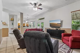 12513 Hunters Chase Dr, Austin, TX 78729 - Photo 10
