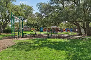 12513 Hunters Chase Dr, Austin, TX 78729 - Photo 32