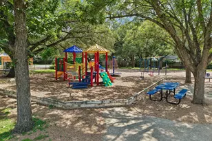 12513 Hunters Chase Dr, Austin, TX 78729 - Photo 34