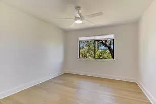 1923 Cypress Point W, Austin, TX 78746 - Photo 20