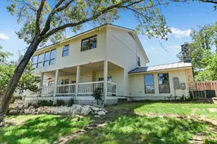1923 Cypress Point W, Austin, TX 78746 - Photo 26