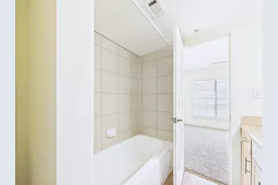 711 W 32nd Street #120, Austin, TX 78705 - Photo 18