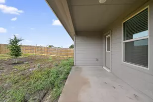 596 Wyatt Wy, Jarrell, TX 76537 - Photo 18
