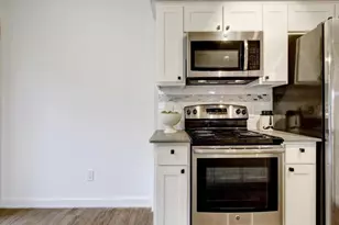 3500 Alpine Cir, Austin, TX 78704 - Photo 16