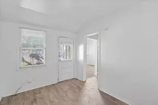 3404 Grooms St, Austin, TX 78705 - Photo 2