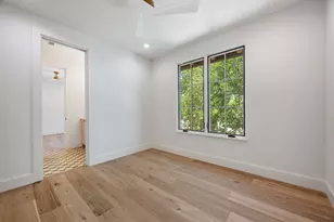 2114 W 11th St, Austin, TX 78703 - Photo 30