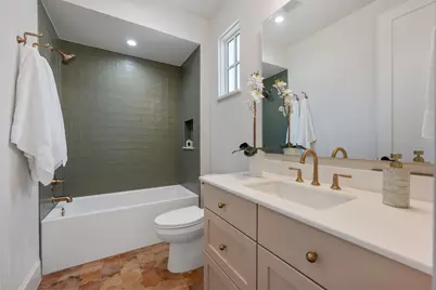 2114 W 11th Street, Austin, TX 78703 - Photo 34