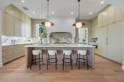 2114 W 11th Street, Austin, TX 78703 - Photo 10