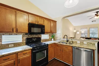 317 Strawn, Kyle, TX 78640 - Photo 12