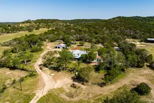 684 Stoneleigh Rd, Center Point, TX 78010 - Photo 1