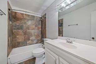 303 Irma Dr, Austin, TX 78752 - Photo 18