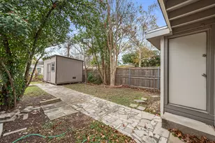 303 Irma Dr, Austin, TX 78752 - Photo 26