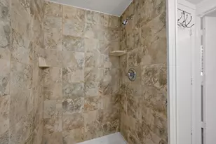 303 Irma Dr, Austin, TX 78752 - Photo 12