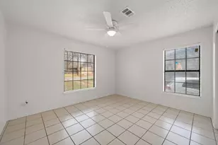 303 Irma Dr, Austin, TX 78752 - Photo 16