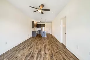 6444 Burnet Rd, Austin, TX 78757 - Photo 12