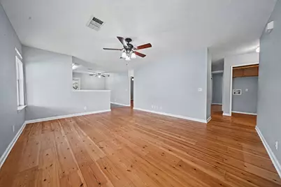 137 Hay Meadow Road, Cedar Creek, TX 78612 - Photo 2