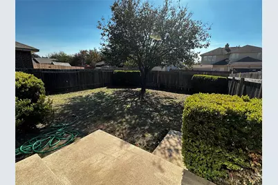 1041 Disraeli Circle, Pflugerville, TX 78660 - Photo 2