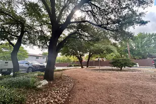 8905 Tronewood Dr, Austin, TX 78758 - Photo 16