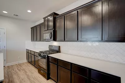 137 Goldfinch Drive, San Marcos, TX 78666 - Photo 6