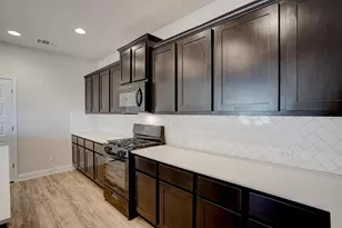 137 Goldfinch Dr, San Marcos, TX 78666 - Photo 6