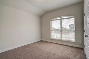 137 Goldfinch Dr, San Marcos, TX 78666 - Photo 14