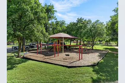 1010 Louise Street, Marble Falls, TX 78654 - Photo 34