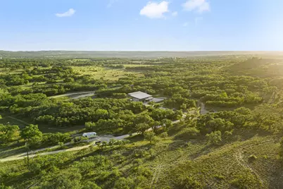 370 Gray Wolf, Blanco, TX 78606 - Photo 20