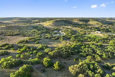 370 Gray Wolf, Blanco, TX 78606 - Photo 6