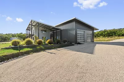 370 Gray Wolf, Blanco, TX 78606 - Photo 2