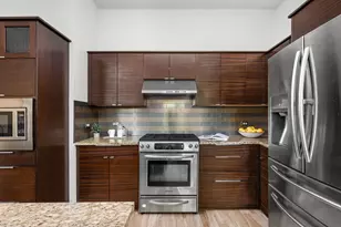 1907 W 30th St, Austin, TX 78703 - Photo 4