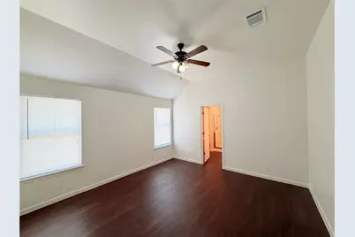 124 Estate Cove, Hutto, TX 78634 - Photo 12