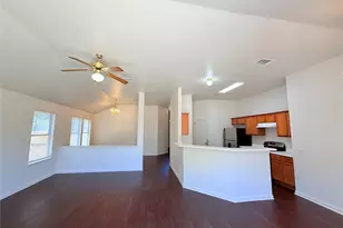 124 Estate Cove, Hutto, TX 78634 - Photo 4