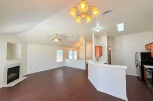 124 Estate Cove, Hutto, TX 78634 - Photo 2