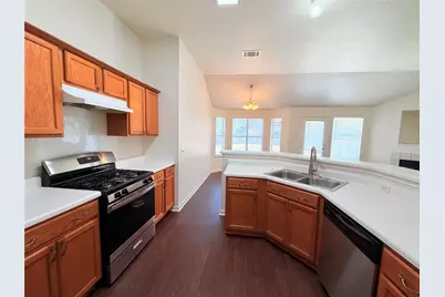 124 Estate Cove, Hutto, TX 78634 - Photo 6