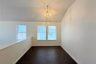 124 Estate Cove, Hutto, TX 78634 - Photo 10