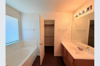 124 Estate Cove, Hutto, TX 78634 - Photo 18