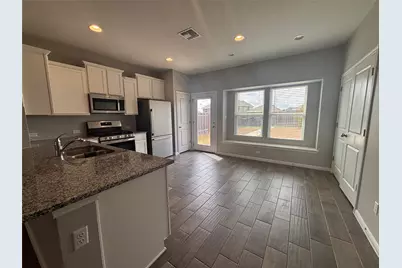 2916 Brand Iron Drive, San Marcos, TX 78666 - Photo 6