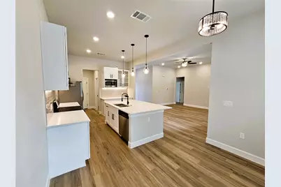 116 Pine Point Cove, Elgin, TX 78621 - Photo 6