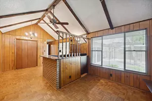 2404 E 14th St, Austin, TX 78702 - Photo 12