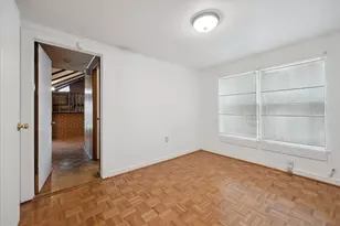 2404 E 14th St, Austin, TX 78702 - Photo 10