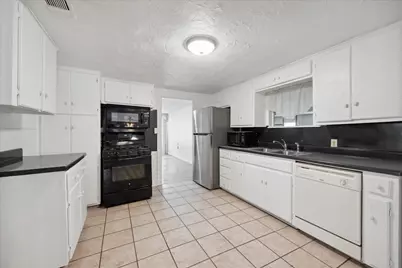 2404 E 14th Street, Austin, TX 78702 - Photo 18